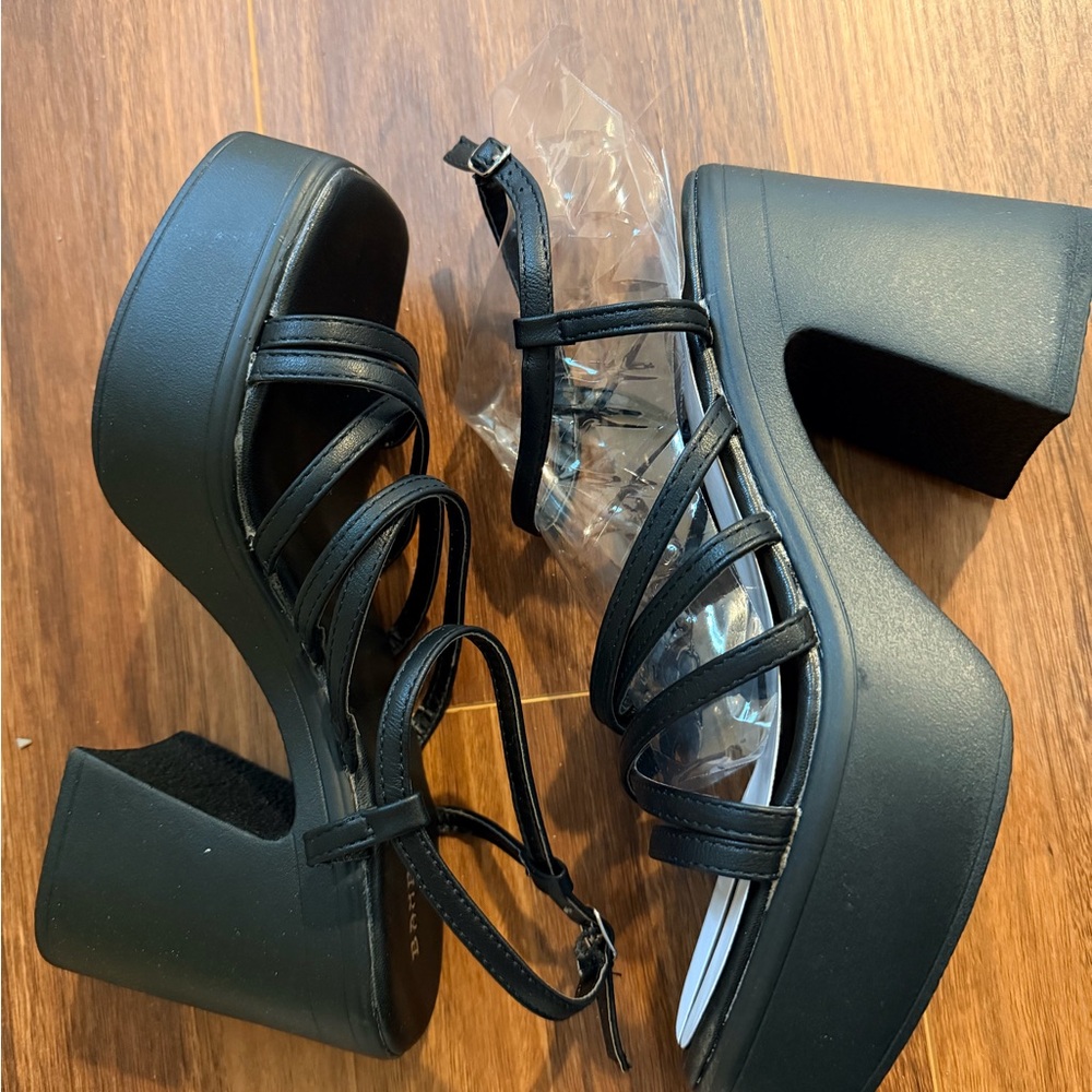 Elegant Black Platform Strappy Heels